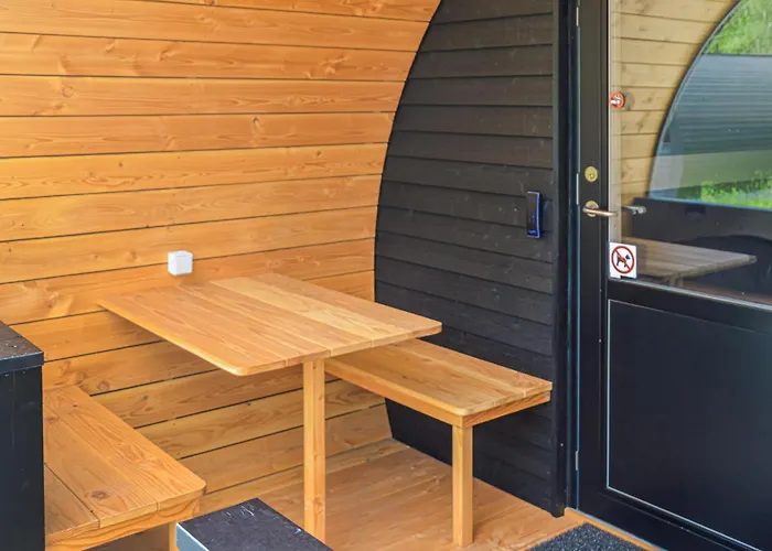 Gorgeous In Apartment *